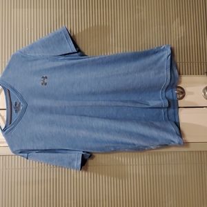 Under Armour T-shirt